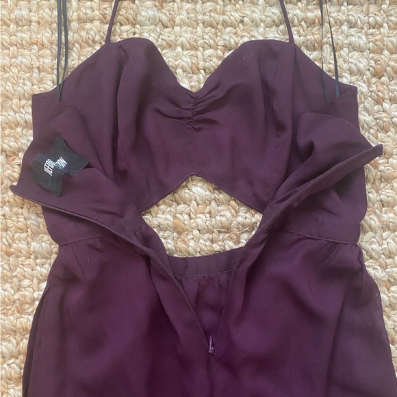 NWT Reformation Addie Dress in Fig size 2 - Picture 12 of 12